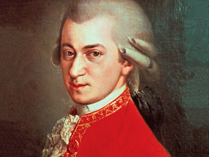 Wolfgang Amadeus Mozart (1756 - 1791) là nhà soạn nhạc thiên tài người Áo nổi tiếng thế giới, được công chúng biết đến rộng rãi. Mozart thuận tay trái. Những người thuận tay trái được cho là có khả năng sáng tạo hơn người thuận tay phải.