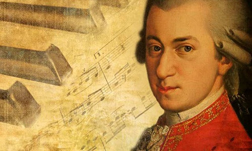 Một trong số giả thuyết được đưa ra về cái chết của Mozart cho rằng ông bị đầu độc. Theo giả thuyết này, Salieri - chỉ huy trưởng dàn nhạc Hoàng gia Áo - bị đồn là người lập mưu đầu độc Mozart.