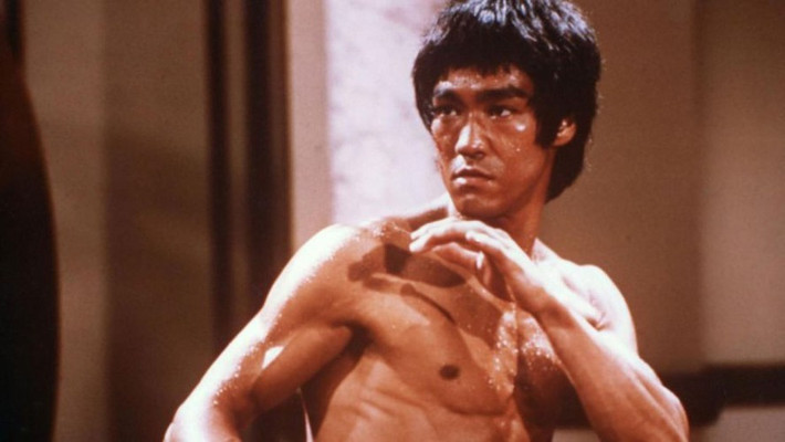 Hoàng Trạch Dân (Wong Jackman) là một trong số đó. Vào tháng 10/1964, Lý Tiểu Long có cuộc tỉ thí võ công với Hoàng Trạch Dân.