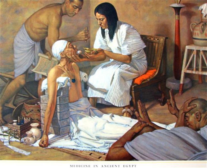 Tương tự như người Hy Lạp cổ đại, người Ai Cập thời cổ đại cũng tin rằng các vị thần, ác quỷ và linh hồn reo rắc dịch bệnh.