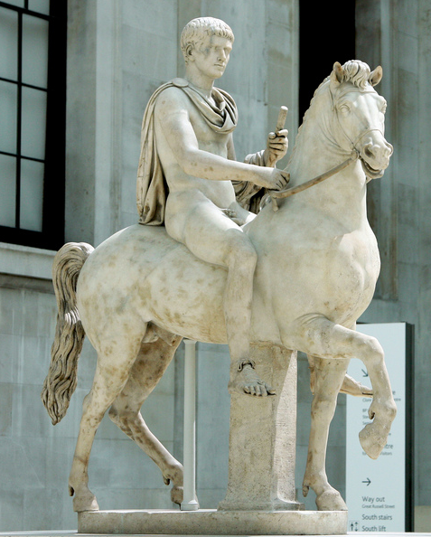Caligula rất yêu thích con ngựa Incitatus hơn cả quần thần hay mỹ nhân nào. Chính vì vậy, ông hoàng La Mã này đối xử với Incitatus vô cùng đặc biệt.