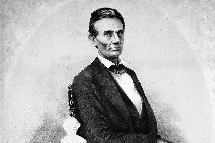Một số nhà nghiên cứu cho hay, ông Lincoln đã tham gia 300 trận đấu với tư cách đô vật.