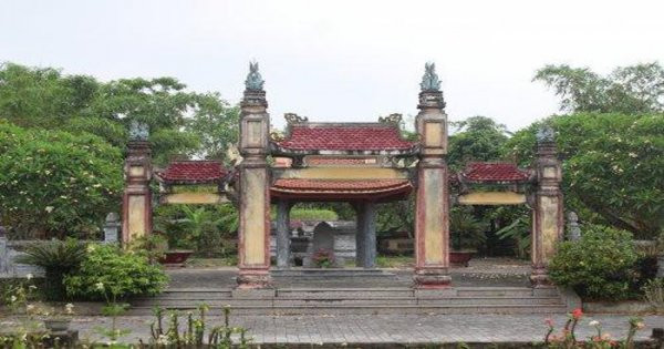 Theo hồ sơ, năm 2018, UBND tỉnh Thanh Hóa đã ban hành Quyết định số 5293/QĐ-UBND về việc phê duyệt chủ trương đầu tư dự án tu bổ, tôn tạo Di tích lịch sử quốc gia đền thờ nhà sử học Lê Văn Hưu. Theo đó, dự án được chia thành 3 giai đoạn, với tổng mức đầu tư 29 tỉ đồng, trong đó tu bổ giếng là một trong 12 hạng mục tu bổ, tôn tạo thuộc giai đoạn 3 của dự án này.