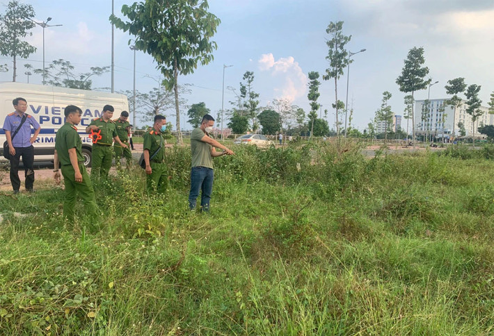 Thông bị bắt sau đó và khai nhận do có mâu thuẫn tình cảm với chị H. nên ra tay sát hại nạn nhân. Quá trình điều tra, Thông thành khẩn khai báo, ăn năn hối cải, đã tác động gia đình khắc phục hậu quả mai táng, phí và tổn thất tinh thần cho gia định chị H. Dự kiến ngày 14/3, TAND tỉnh Tiền Giang sẽ mở phiên tòa sơ thẩm xét xử đối với Ngô Minh Thông.