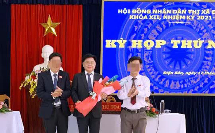Ông Đặng Hữu Lên (SN 1969) quê ở TX Điện Bàn). Ông giữ chức Bí thư Thị ủy Điện Bàn từ năm 2018.