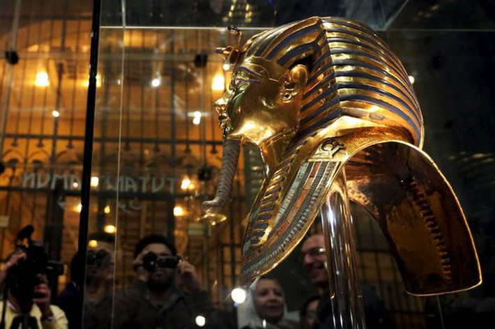 Vào thời điểm ấy, săn hà mã là thú vui của nhiều pharaoh Ai Cập. Vua Tut cũng rất thích đi săn "thủy quái" này.