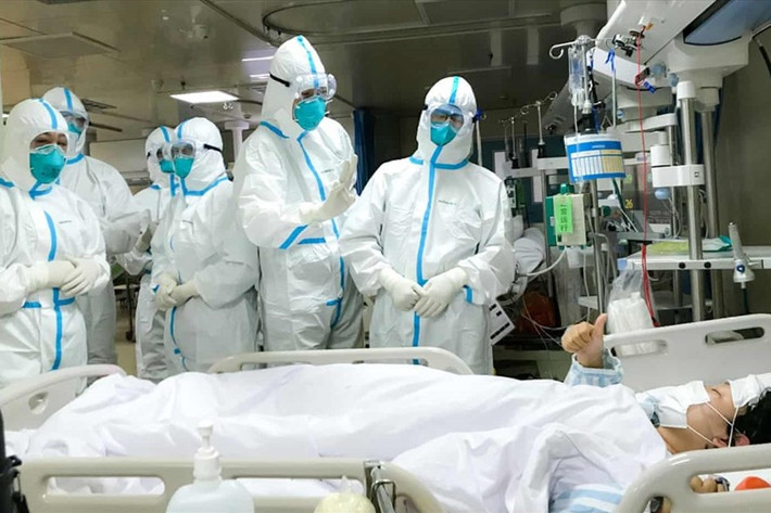 Trước diễn biến nguy hiểm của virus corona gây viêm phổi ngày càng khiến nhiều người lây nhiễm, dư luận nhớ đến nỗi kinh hoàng về hội chứng suy hô hấp cấp (hay còn gọi đại dịch SARS) xảy ra vào 17 năm trước.