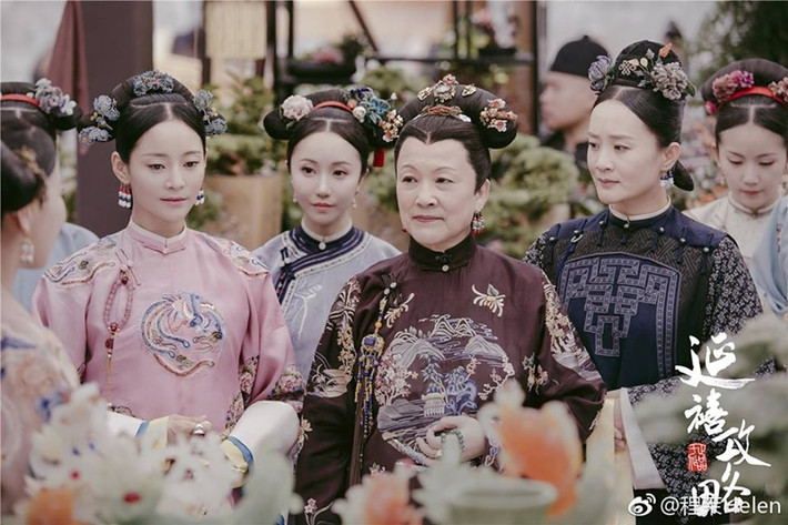 Đối với những phi tần sinh con trai cho hoàng đế, hoàng tử được nhà vua phong vương thì có thể dẫn theo mẹ đẻ đến đất phong sinh sống suốt quãng đời còn lại.