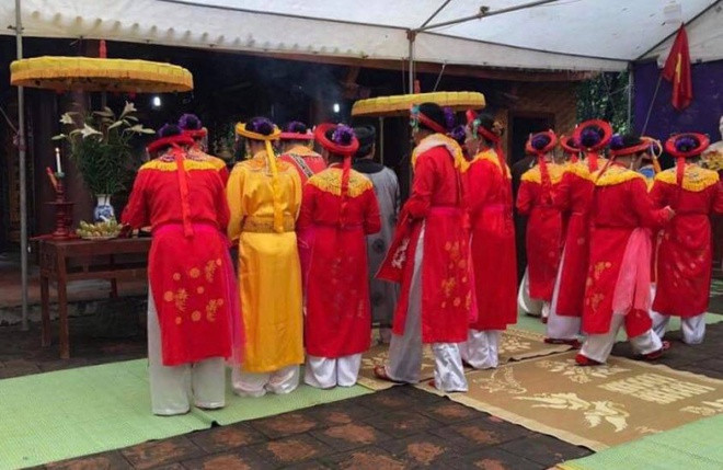 Di tích đền Thượng Thái Sơn cùng đền Chàng, thôn Chàng, xã Sơn Lai cũng thờ Nhồi Hoa công Chúa, được UBND tỉnh Ninh Bình công nhận là di tích cấp tỉnh năm 2007. Di tích được chính quyền, nhân dân trong vùng trông coi, trùng tu tôn tạo. Hiện nay, đền Thượng Thái Sơn nằm trong khu vực Quần thể danh thắng Tràng An - di sản văn hóa và thiên nhiên thế giới. Vào tháng 3 Âm lịch hàng năm, nhân dân nơi đây lại tổ chức lễ hội tưởng nhớ bà.