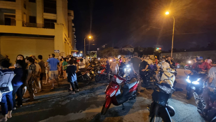 Công an TP Hải Phòng đã có mặt để bảo vệ hiện trường và điều tra nguyên nhân cái chết của người phụ nữ nêu trên.