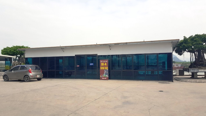 Đồng thời, UBND thị xã Kinh Môn phải đề xuất dự án đầu tư công có hạng mục giải phóng mặt bằng và hạng mục đầu tư xây dựng, tiền chi trả bồi thường, hỗ trợ khi thu hồi đất lấy từ ngân sách nhà nước. Sau khi dự án đầu tư công được duyệt, UBND thị xã Kinh Môn tổ chức thực hiện, có mặt bằng sạch và tổ chức đấu giá quyền sử dụng đất thuê.