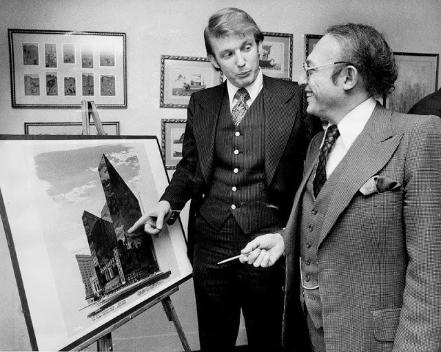 Ông Trump cho xây dựng khách sạn Grand Hyatt. Ảnh chụp năm 1976.