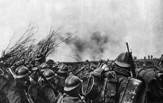 Trận Somme đẫm máu diễn ra từ tháng 7 - 9/1916 trong Chiến tranh thế giới 1 giữa quân Đức đóng trên tuyến phòng thủ dài 40 km dọc sông Somme ở miền Bắc nước Pháp với quân Anh – Pháp.