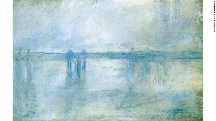 Bức "Waterloo Bridge" của Monet bị đánh cắp tại Rotterdam Kunsthal hồi tháng 10/2012. Sau khi cơ quan chức năng bắt được 3 nghi phạm, mẹ của một người trong số đó khai báo với cảnh sát rằng bà đã tiêu hủy các bức tranh (bao gồm cả bức tranh Monet vẽ cầu Waterloo ở London, Anh năm 1901) để con trai mình không bị truy tố vì thiếu chứng cứ.