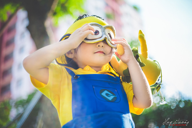 Nhiếp ảnh gia Huy Tưởng cho biết, Susu thích nhất là chiếc kính của minion.