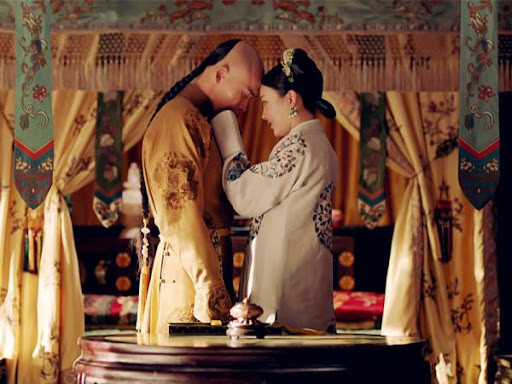 Trong thời gian chữa bệnh tại nhà, Phùng Nhuận lén lút qua lại với một số người đàn ông. Khi biết tin sủng phi khỏi bệnh, Ngụy Hiếu Văn Đế nhanh chóng đón bà về cung.