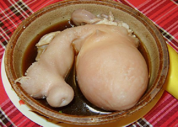 Ngọc dương: Từ xưa đến nay, ngọc dương được xem là món ăn “tráng dương” cho phái mạnh. Không ít người khẳng định món ngọc dương là thức ăn quý ngày xưa chỉ có vua chúa, quý tộc mới được dùng để bồi bổ sức khỏe "chuyện ấy". Ngọc dương thường được chế biến bằng cách hầm với thuốc bắc.