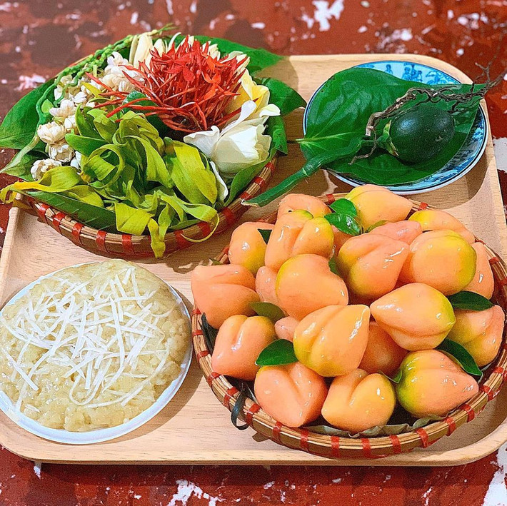 Set bánh quả đào tiên cũng rất được ưa chuộng.