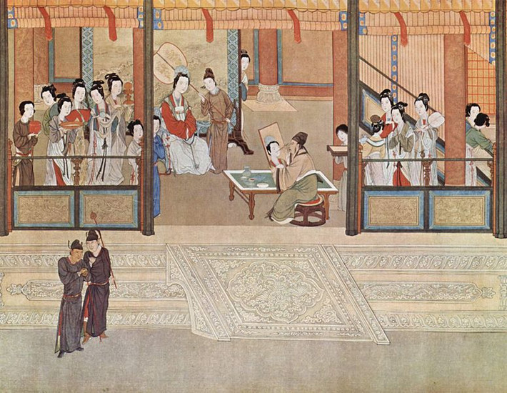 Nhờ đó, các chuyên gia khai quật các cổ vật và đưa lên trên nhằm giải mã những bí mật về chúng cũng như chủ nhân ngôi mộ.