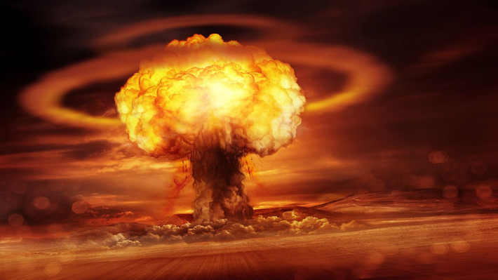 Những người ở tâm vụ nổ (trong vòng 0,8 km đối với quả bom 300 kiloton) có thể thiệt mạng ngay lập tức. Không những vậy, những người ở vùng lân cận có thể bị bỏng độ 3. Cùng với đó, hầu hết các tòa nhà trong bán kính 0,8km của vụ nổ sẽ bị đánh sập hoặc hư hỏng nặng.