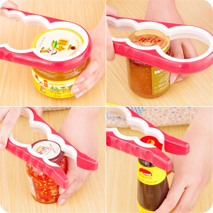 Chiếc kẹp mở nắp chai lọ này là một trong những dụng cụ nhà bếp cực kỳ tiện lợi mà các bà nội trợ nên sắm cho mình.