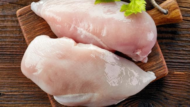 Thịt gia cầm trắng không da như ức gà, thịt gà tây trắng giàu protein và ít chất béo là thực phẩm giảm cân hoàn hảo.