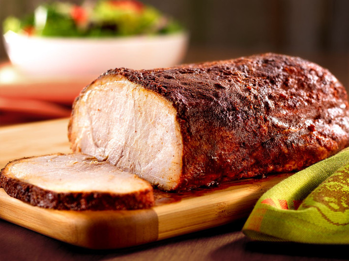 Thịt lợn nạc như thịt thăn, thịt mông cũng là một nguồn giàu protein, một số vitamin B, selen và kẽm. Hãy chắc chắn cắt bỏ phần mỡ dư thừa trên thịt để tránh chất béo và calo không cần thiết.