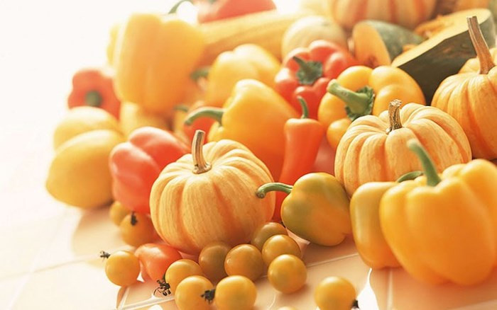 7. Rau màu cam: Là một nguồn cung cấp beta-caroten, lutein và vitamin C tuyệt vời. Những chất dinh dưỡng này có thể giảm nguy cơ phát triển phì đại tuyến tiền liệt.