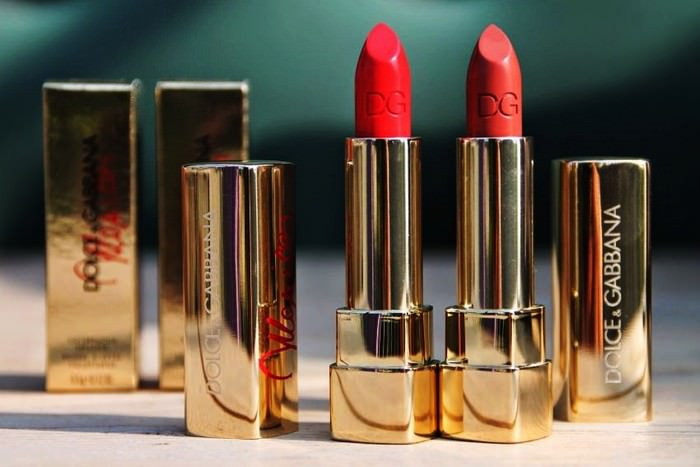 9. Dolce & Gabbana Monica Voluptuous - giá: 37 USD. Kết cấu của những thỏi son môi này rất mịn và mượt mà.
