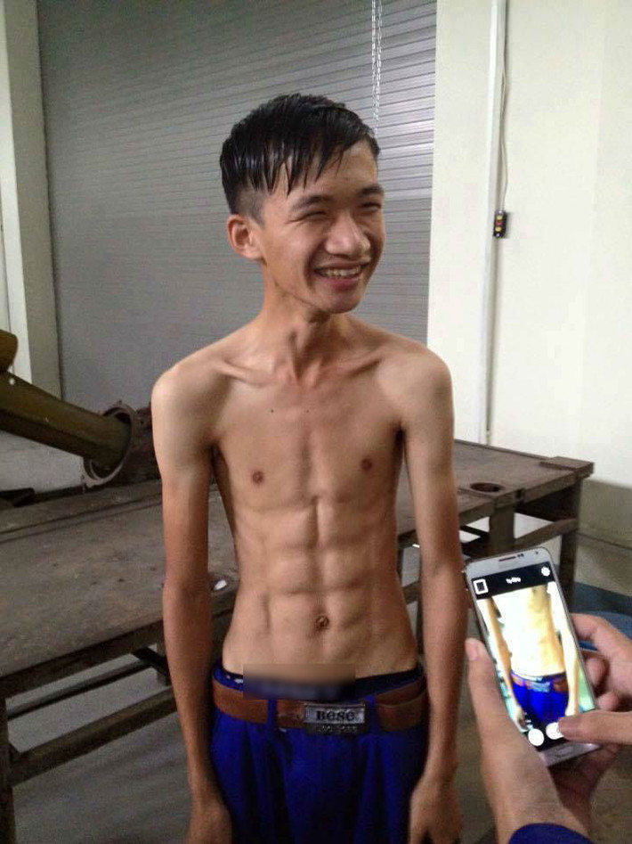 Cũng 6 múi như ai.