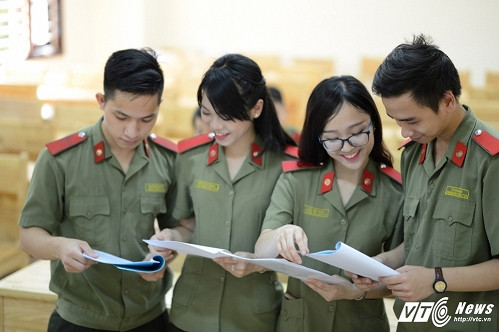 Học viện An ninh là cơ sở đào tạo, nghiên cứu khoa học hàng đầu của ngành Công an, có uy tín và danh tiếng trong xã hội, tiến tới ngang tầm với các trường tiên tiến trong khu vực.