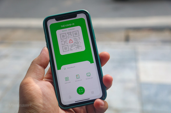Để xem lại các giấy tờ đã gửi, người dùng vào Menu, chọn Ví giấy tờ. PC-Covid hiện hỗ trợ khai báo tiêm vắc xin đến mũi thứ ba.