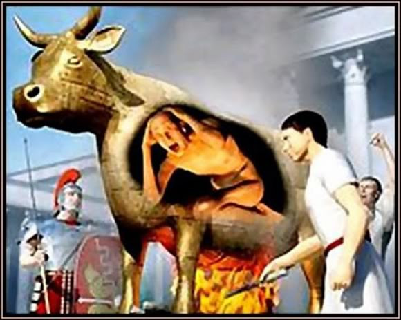 Con bò đồng là hình thức tra tấn khủng khiếp ra đời tại Hy Lạp thời cổ đại. Theo đó, phạm nhân bị nhốt vào thân con bò được làm từ đồng, trong khi người tra tấn dùng lửa đốt và thiêu cháy người bên trong. Do đầu con bò được để rỗng nên nó phát ra tiếng la hét của nạn nhân và thở ra khói giống như đang rống lên.