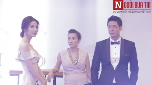 Bình Minh cùng bà xã Anh Thơ và Diễm My 9x đến rất sớm để chúc mừng đôi vợ chồng trẻ.