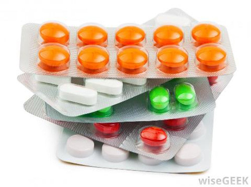 Ngay cả khi bạn có ý định tốt, bạn cũng không thể mua online một cách hợp pháp một số loại thuốc phải kiểm soát chất lượng như Xanax hay Ambien mà không có đơn đi kèm. Đối với việc mua online, quy định này cũng không thể phớt lờ.