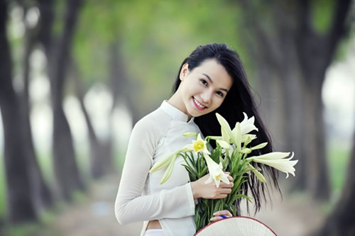 Có lẽ vì thế mà cô gái xinh đẹp Lương Giang trong bất cứ công việc nào cũng đều luôn dành hết tâm huyết và nỗ lực để đạt kết quả tốt nhất có thể.