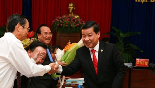Tại khu đất 145 ha, ông Liêm cũng biết tài sản này đã được tỉnh phê duyệt phương án sử dụng, tiếp tục kế thừa tính vào giá trị doanh nghiệp khi cổ phần hóa. Song, khi đất được Tổng công ty 3/2 đưa vào góp vốn liên doanh, bị can vẫn thống nhất đưa đất thành tài sản chờ thanh lý. Theo định giá, thời điểm đưa vào góp vốn (tháng 6/2017), giá trị khu đất 145 ha là hơn 2.000 tỷ đồng. Tuy nhiên, mức giá mà Tổng công ty 3/2 tự định ra và kê khai góp vốn chỉ hơn 440 tỷ. Bộ Công an xác định hành vi của ông Trần Thanh Liêm và đồng phạm gây thiệt hại hơn 1.600 tỷ đồng.