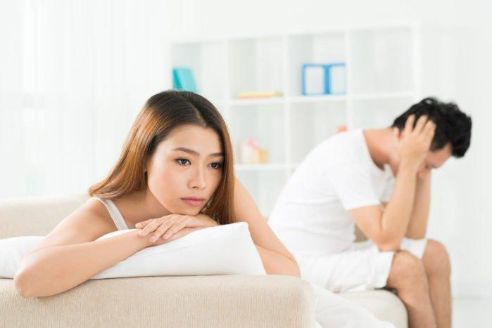 Giảm ham muốn "yêu": Khi lão hóa, các yếu tố thể chất hoặc tâm lý có thể làm giảm khả năng "chuyện ấy" của nam giới, chẳng hạn như căng thẳng tinh thần quá mức, mệt mỏi, giảm bài tiết androgen đáng kể, làm chậm quá trình lưu thông máu… khiến ham muốn của nam giới suy giảm.