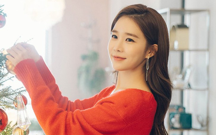 Ngoài ra, mỹ nữ Hàn này đặc biệt thích ăn bắp cải vì giàu chất xơ, lại nhanh no, giảm tối đa cảm giác thèm ăn vặt. Tại Hàn Quốc, nơi mà bắp cải là thành phần chính trong loại kim chi phổ biến nhất.