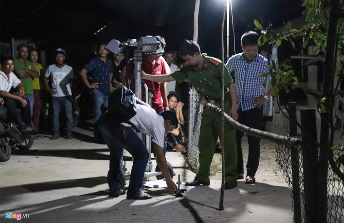 Sau vụ ẩu đả, ông Văn cùng 2 con trai bị thương nặng được đưa đến Bệnh viện đa khoa Quảng Nam cấp cứu. Ông Văn tử vong tại bệnh viện với vết thương sâu ở vùng bụng. Còn anh Phạm Hồng Cấp bị thương ở vùng mặt, Phạm Hồng Phát bị chấn thương xương sống.