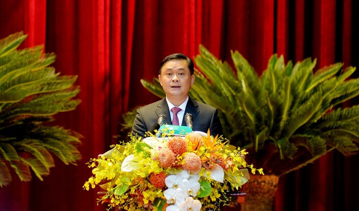 Bí thư Tỉnh ủy Nghệ An Thái Thanh Quý, Uỷ viên Trung ương Đảng khoá XIII (SN 1976, quê xã Long Thành, huyện Yên Thành, tỉnh Nghệ An). Ông có trình độ tiến sỹ kinh tế - chính trị và cao cấp lý luận chính trị.