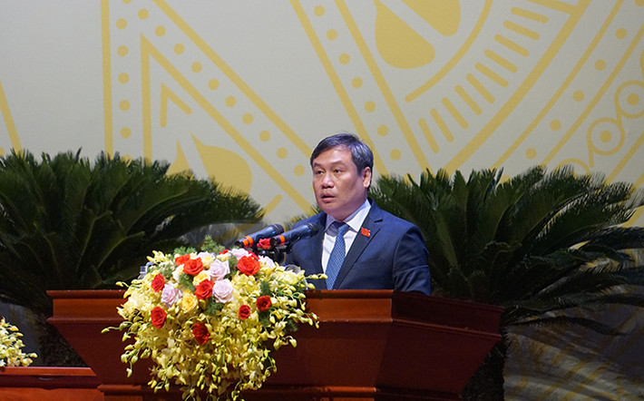 Ông Vũ Đại Thắng, Bí thư tỉnh Quảng Bình, sinh năm 1975, quê ở Hà Nội. Trình độ thạc sỹ Quan hệ Quốc tế (Đại học WASEDA Nhật Bản)