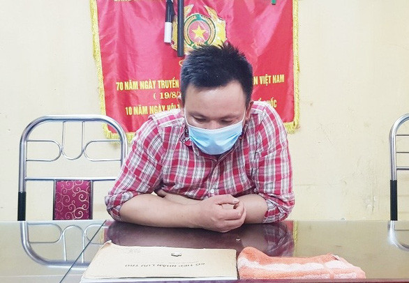 Cặp tình nhân bị khởi tố vì làm lây lan dịch bệnh: Ngày 24/6, Viện KSND TP Bắc Ninh phê chuẩn quyết định khởi tố vụ án, khởi tố bị can đối với Nguyễn Văn Quý (31 tuổi, ở phường Đại Phúc, TP Bắc Ninh) và Nguyễn Thị Phương (34 tuổi, ở xã Lãng Công, huyện Sông Lô, tỉnh Vĩnh Phúc) về tội "làm lây lan dịch bệnh truyền nhiễm nguy hiểm cho người". Dù TP Bắc Ninh đang cách ly xã hội. Nhưng Qúy vẫn bắt xe ôm từ Hà Nội lên để thăm bạn gái nhiều lần, gây lây lan dịch bệnh.
