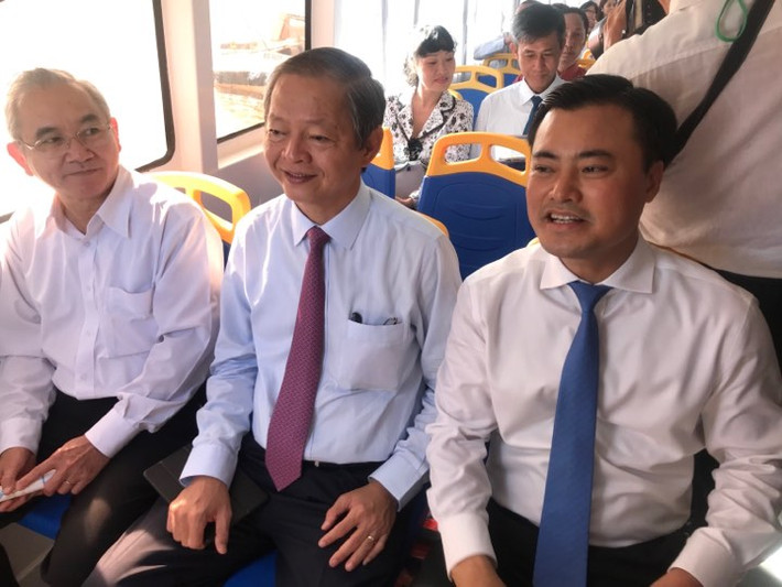 Tuyến buýt số 1 nằm trong dự án đầu tư hai tuyến vận tải hành khách công cộng bằng đường thủy trên địa bàn TP HCM theo hình thức đối tác công tư (BOO) với mục tiêu phục vụ nhu cầu đi lại của người dân thành phố, góp phần giải tỏa tình trạng ùn tắc giao thông của TP HCM, phát triển lĩnh vực vận tải hành khách đường thủy, du lịch đường thủy của thành phố.