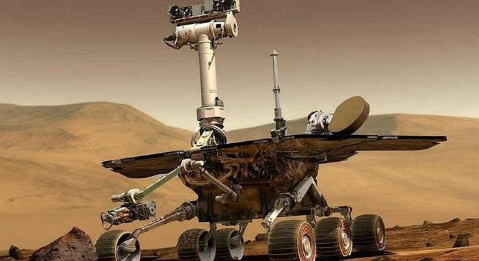 Năm 2004, Opportunity và Spirit hạ cánh xuống sao Hỏa, kế thừa công việc Sojourner còn dang dở. Spirit di chuyển 7,7 km và gửi hơn 4.000 báo cáo về NASA trước khi ngừng hoạt động năm 2010. Opportunity vẫn hoạt động cho tới nay.
