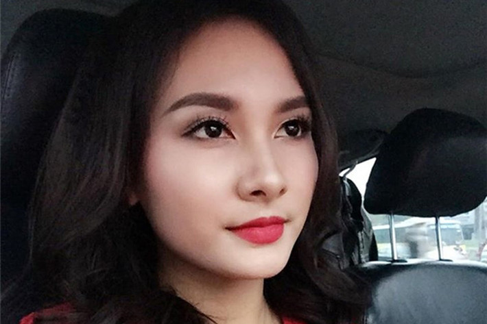 Bảo Thanh đúng kiểu "gái một con trông mòn con mắt".