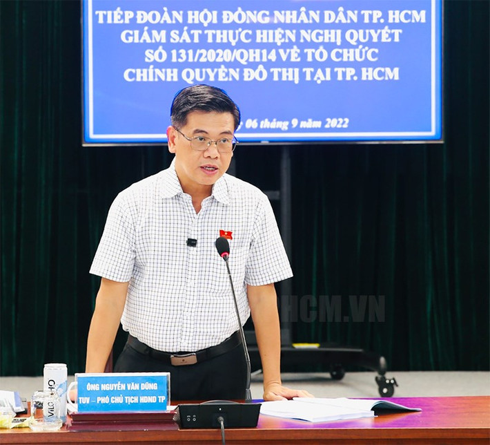 Tập trung các giải pháp tháo gỡ khó khăn, điểm nghẽn để huy động thêm các nguồn lực để tăng chi đầu tư phát triển của thành phố. Phát huy và hiện thực hóa các cơ chế, chính sách đặc thù phát triển TP HCM trong lĩnh vực được phân công để TP HCM phát triển nhanh và bền vững; trong đó chú trọng giải pháp nuôi dưỡng nguồn thu; quản lý, khai thác hiệu quả các nguồn lực trong đó ưu tiên các giải pháp để cải thiện, nâng cao chất lượng, quản trị bền vững các nguồn lực.