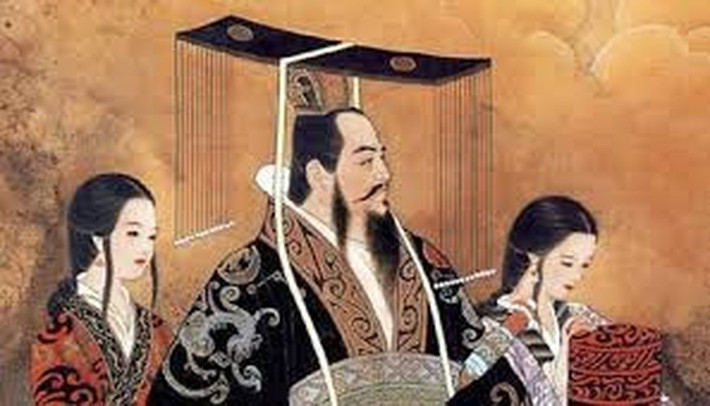 Sau khi giúp quân Tần ngăn chặn dịch bệnh, A Phòng trở về quê hương và thuyết phục những bộ lạc phía Nam dừng chiến với quân đội nhà Tần.