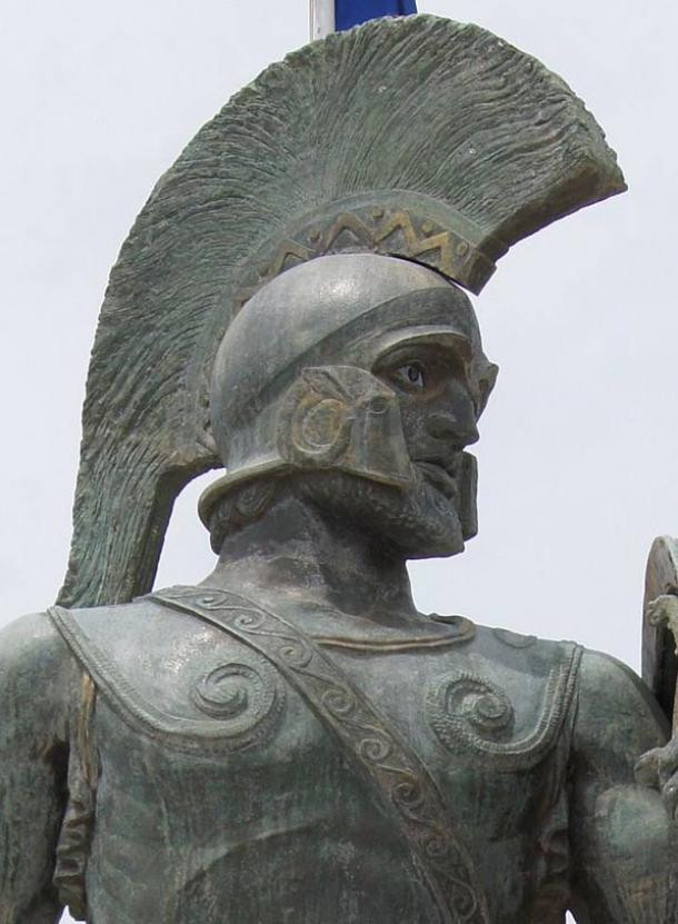 Sau khi vua Darius của đế chế Ba Tư băng hà năm 486 trước Công nguyên con trai ông là Xerxes đại đế lên ngôi báu và tiếp tục giấc mộng chinh phục Hy Lạp.