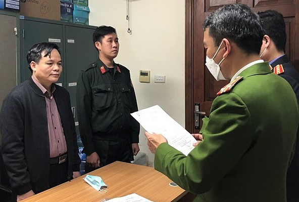Bắc Giang: Theo báo cáo của Kiểm toán Nhà nước, địa phương này đã chi 194 tỷ đồng mua kit xét nghiệm từ Việt Á, chiếm hơn 60% tổng số tiền tỉnh này đã chi để mua sắm kit test. Tháng 1/2022, Cơ quan điều tra Bộ Công an khởi tố Giám đốc CDC Bắc Giang Lâm Văn Tuấn cùng 2 bị can liên quan vụ án tại công ty Việt Á.